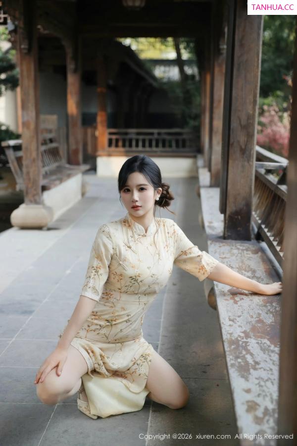   [XiuRen]高清写真图 2026.01.09 No.11214 小肉肉咪 黄色蕾丝内衣第28张图片